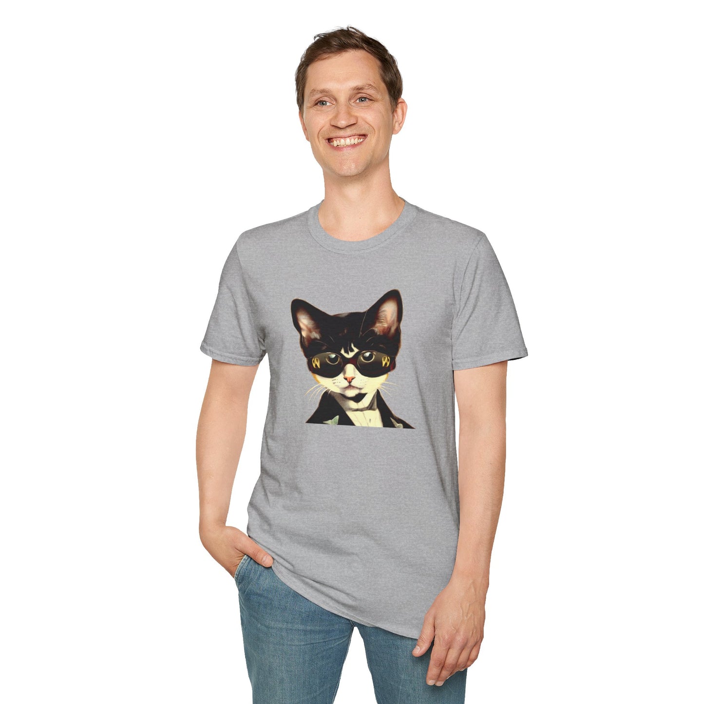 Fly Cat - Unisex Softstyle T-Shirt