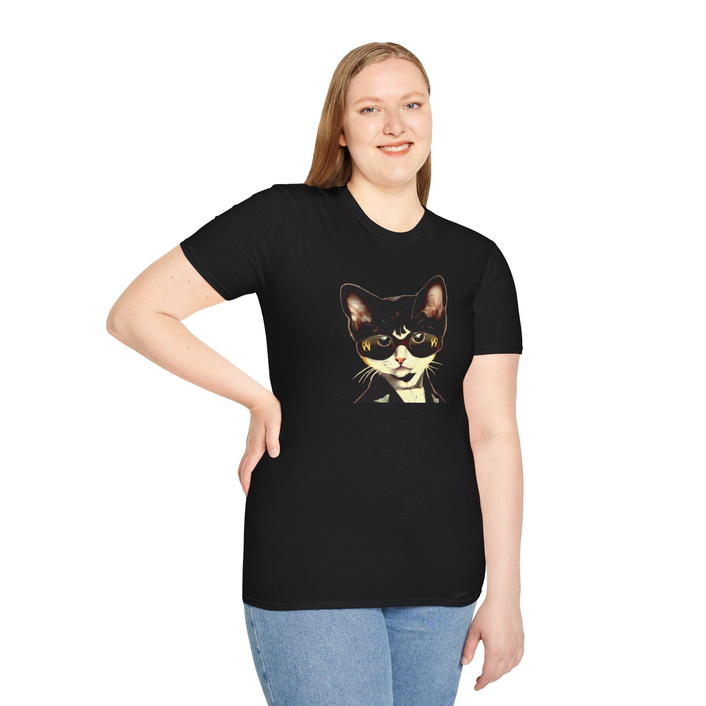 Fly Cat - Unisex Softstyle T-Shirt