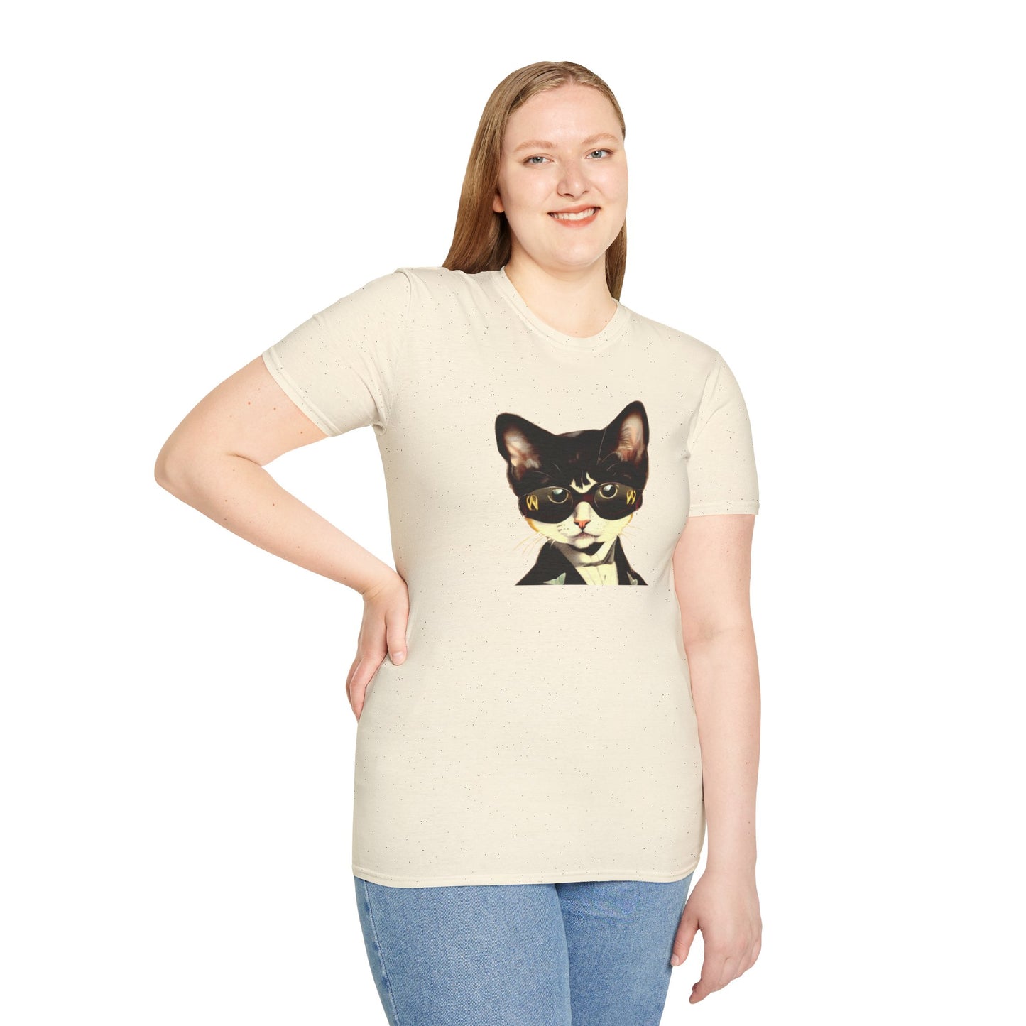 Fly Cat - Unisex Softstyle T-Shirt